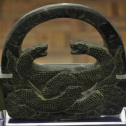 Jiroft, Weight made of chlorite