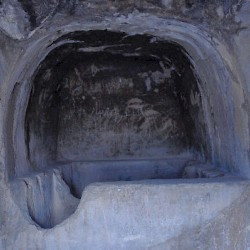 Persepolis, Tomb of Artaxerxes II Mnemon, Sarcophagus