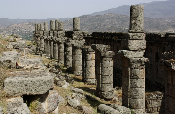 Alinda, Market building