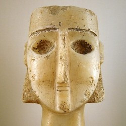 Yemen, Woman's head