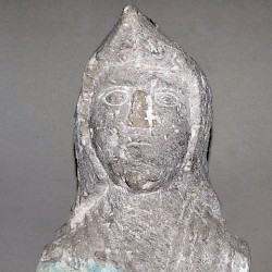 Bu Njem, Sanctuary, Head of a war goddess