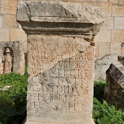 Apamea, Tombstone of Ulpius Vitalis, soldier of II Parthica
