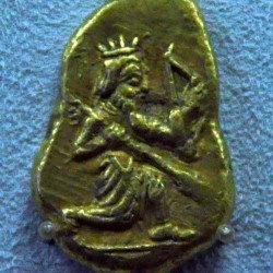 A Persian gold piece (daric)