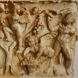 Narbo, Relief of erotes harvesting grapes
