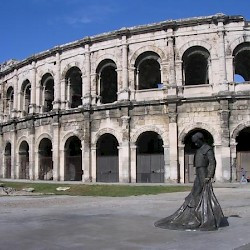Nemausus, Amphitheater