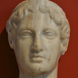 Olynthus, Head of Apollo