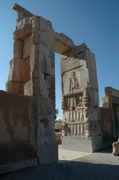 Persepolis, Hall of 100 Columns, Southeastern gate