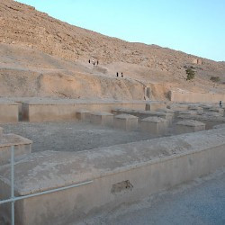Persepolis, Garrison Quarters