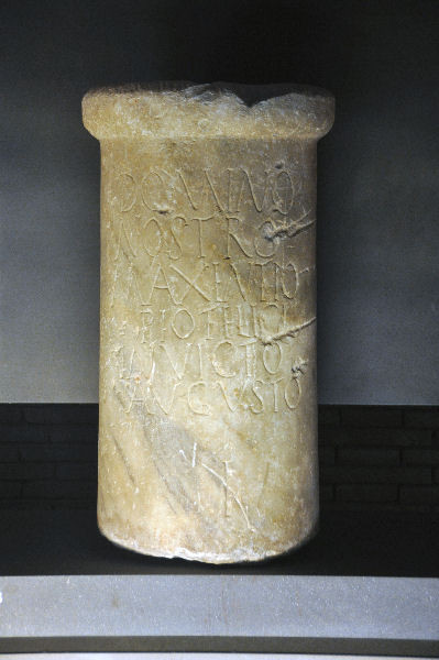 Porta Maggiore / Via Praenestina, milestone