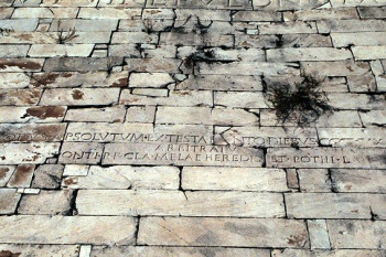Rome, Pyramid of Cestius, Inscription