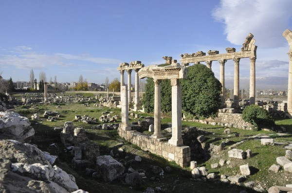 Baalbek, Bustan al-Khan