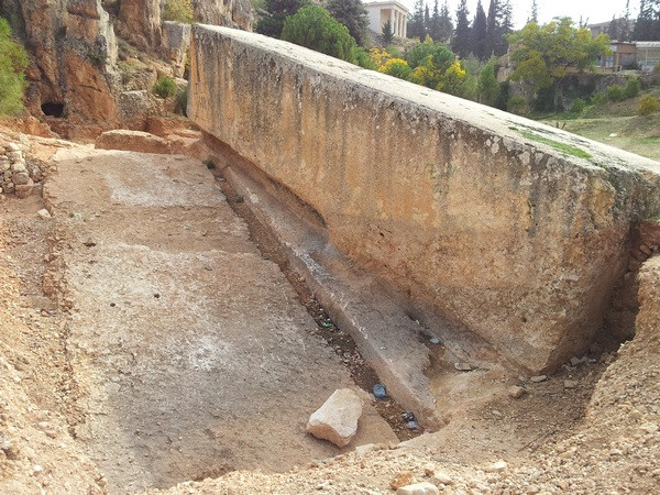 Baalbek, The two monoliths
