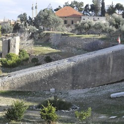 Baalbek, Hajar al-Hibla