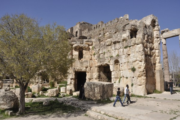Baalbek, Temple of Jupiter, Panorama of the Hexagonal Court