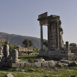 Machnaqa, Altar