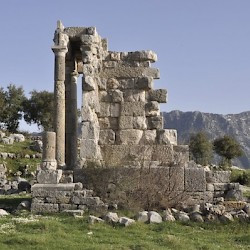 Machnaqa, Altar