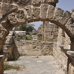 Tyre, Al-Bass Cemetery, family tomb with arch