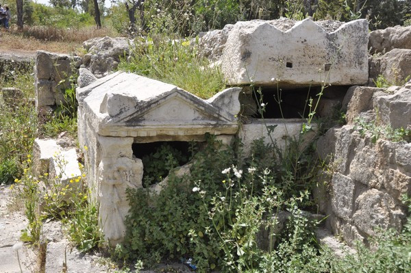 Tyre, Al-Bass Cemetery, sarcophagi