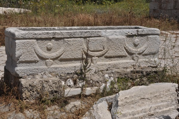 Tyre, Al-Bass Cemetery, sarcophagus