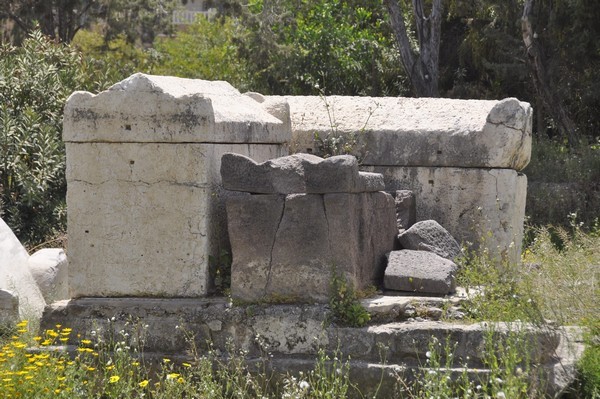 Tyre, Al-Bass Cemetery, sarcophagi