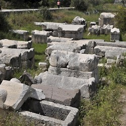 Al-Bass Cemetery, general view