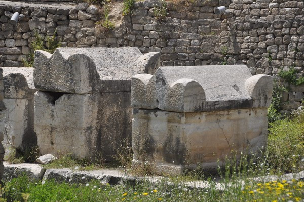 Tyre, Al-Bass Cemetery, sarcophagi