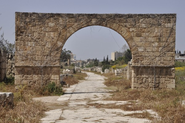Al-Bass, Byzantine Arch