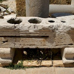 Lepcis Magna, Macellum, table for amphoras