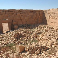 Qasr Banat, Farm, interior