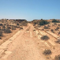 Taucheira, Main road, to the southwest