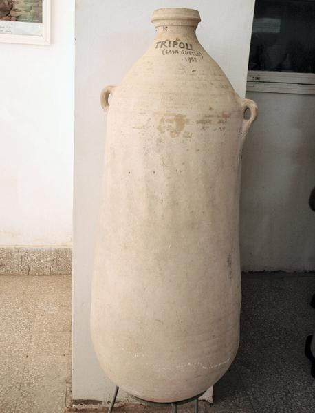 Oil amphora ("Tripolitanian II") from Casa Guetta (Oea)