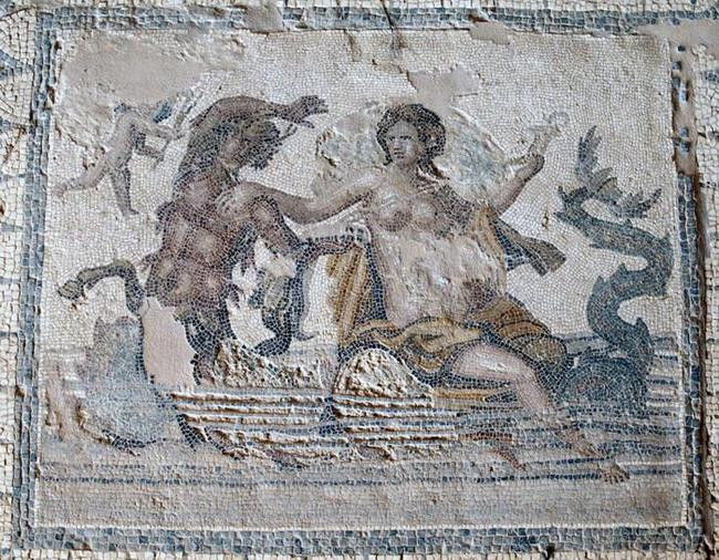 Villa Selene, Mosaic of Amphitrite (2)