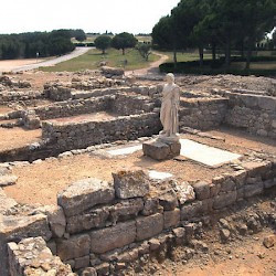 Emporiae, Neapolis, Temple of Asclepius