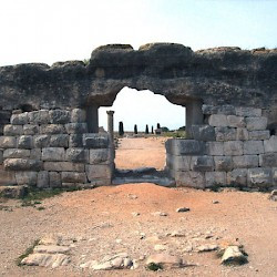 Emporiae, Roman town, wall, gate