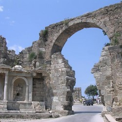 Side, Inner Gate