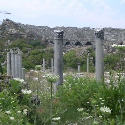 Side, Roman theater