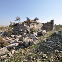 Cyrrhus, North gate