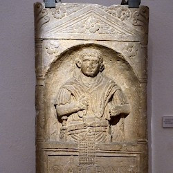 Strasbourg-Koeningshoffen, Tombstone of Largennius of II Augusta