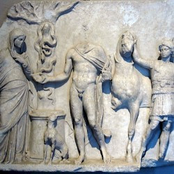 Pergamon, Relief of a hero