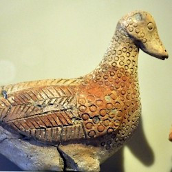 Idalion, terracotta bird