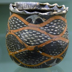 Knossos, Kamares pottery