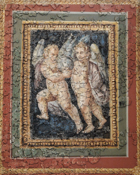 Trier, Fausta's fresco: Erotes with a glass bowl