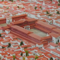 Trier, Forum, model