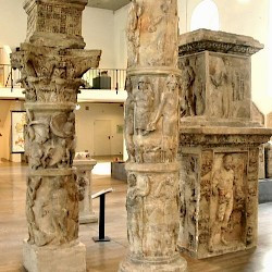 Mainz, Honorific column