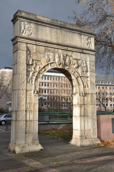 Mainz, Arch of Dativius Victor, Reconstruction