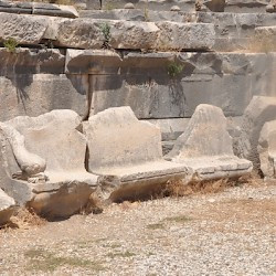 Myra, Theater, Seats