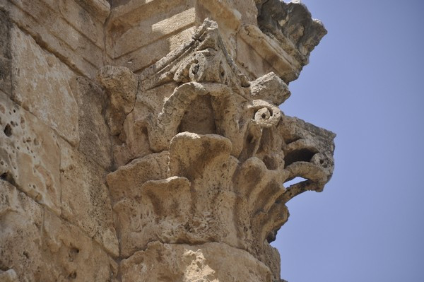 Al-Bass, Arch of Hadrian, detail
