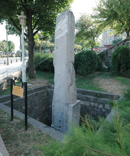 Constantinople, Milion
