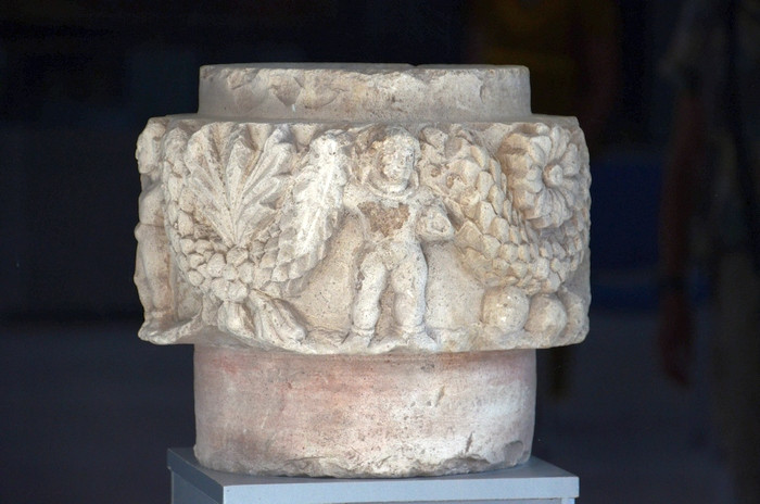 Old Termez, Capital with a figure showing features of Buddha and Heracles