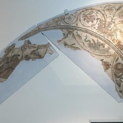 Villa of Dar Buc Ammera, round mosaic